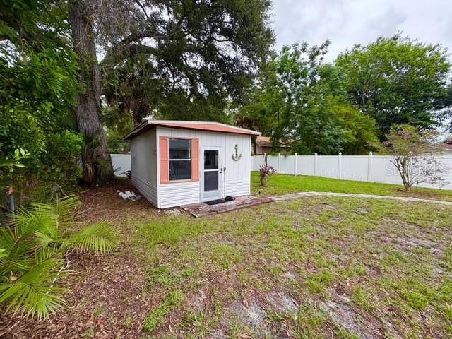 635 1ST AVE N — photo 23