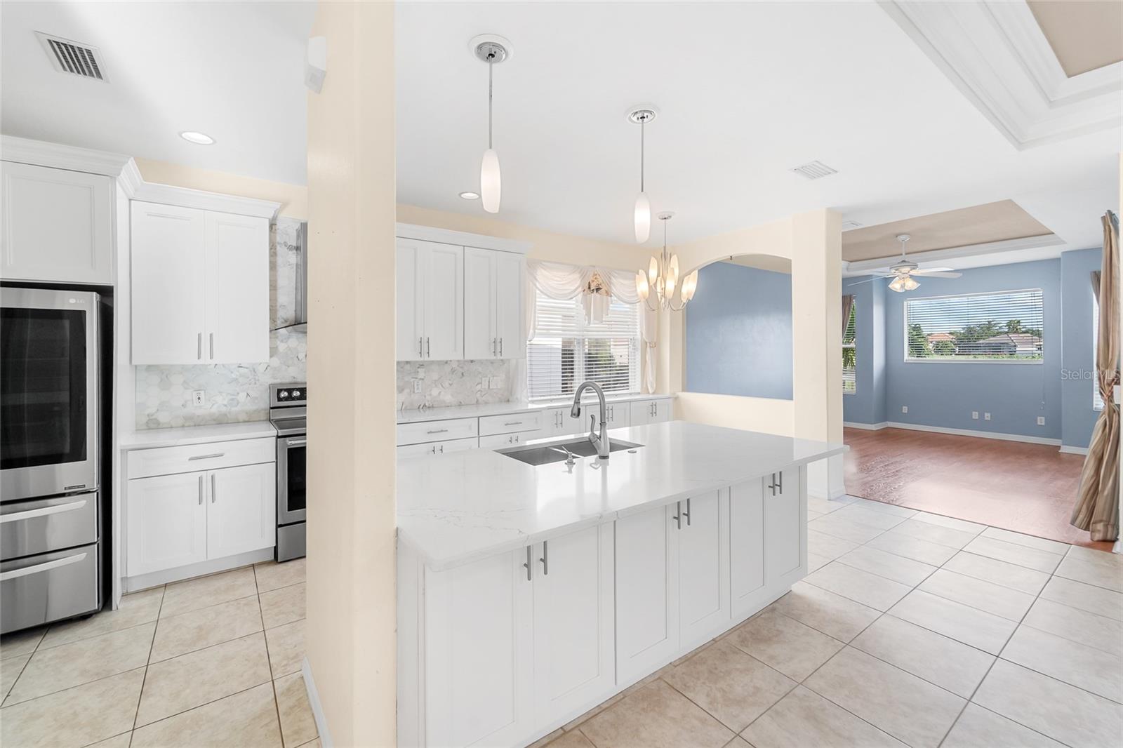 8717 MONTEREY BAY LOOP — photo 3
