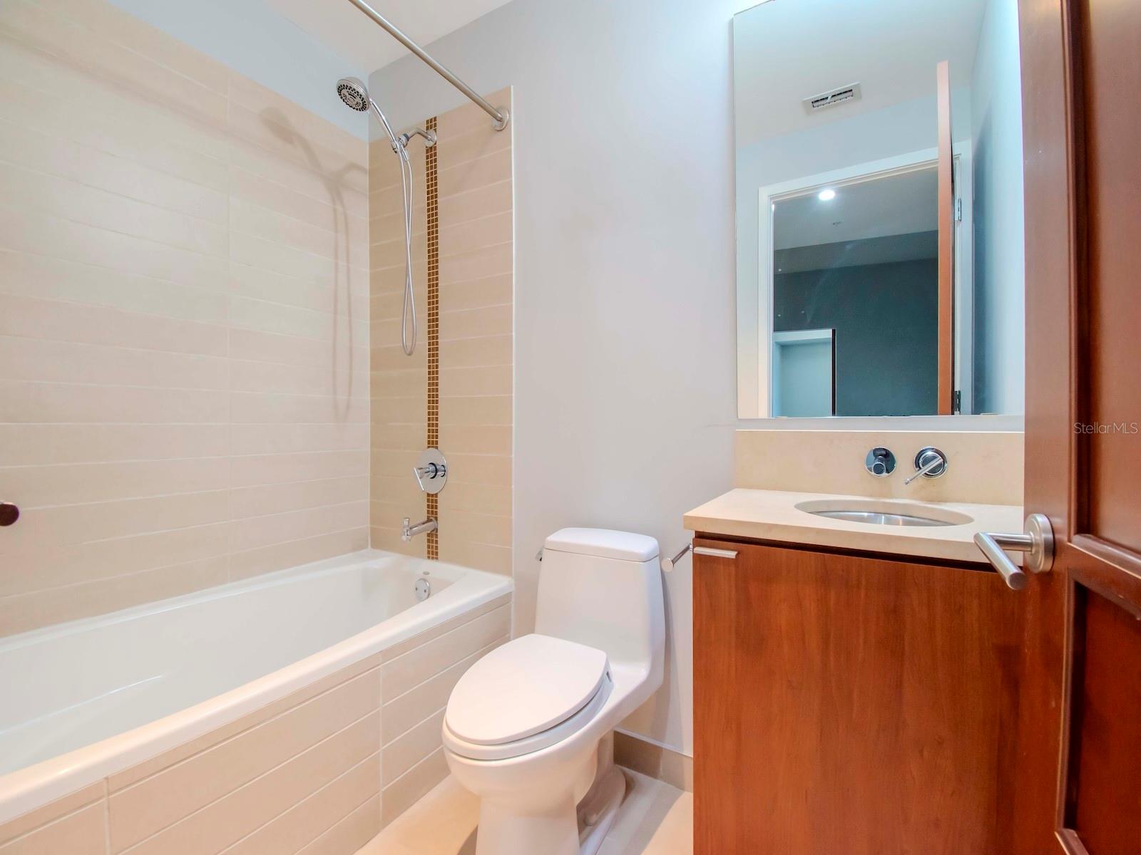 912 CHANNELSIDE DR #2311 — photo 17