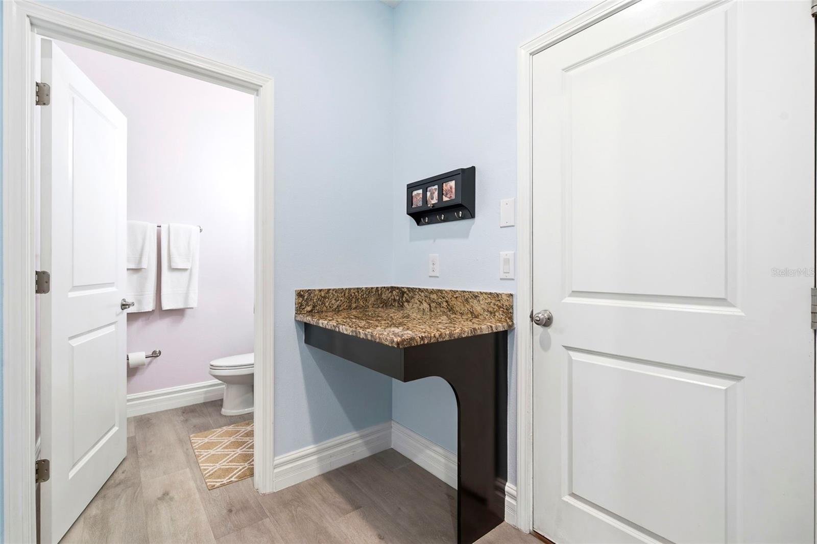 917 TERRA VISTA ST — photo 20
