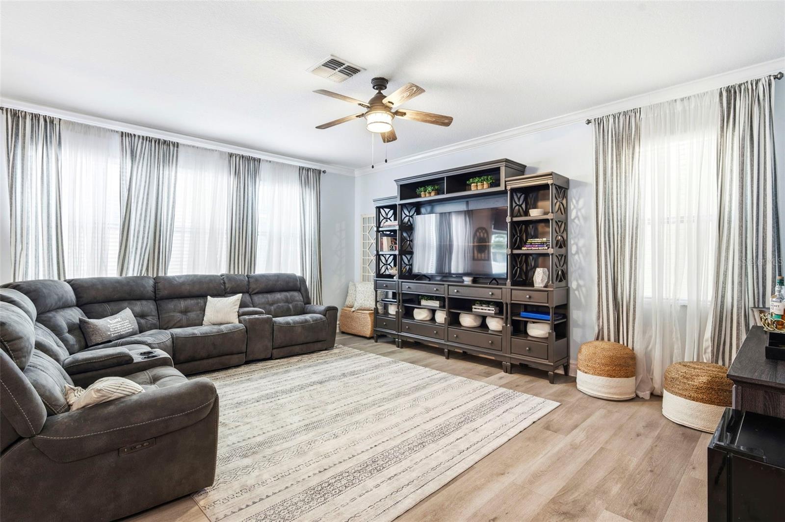 917 TERRA VISTA ST — photo 12