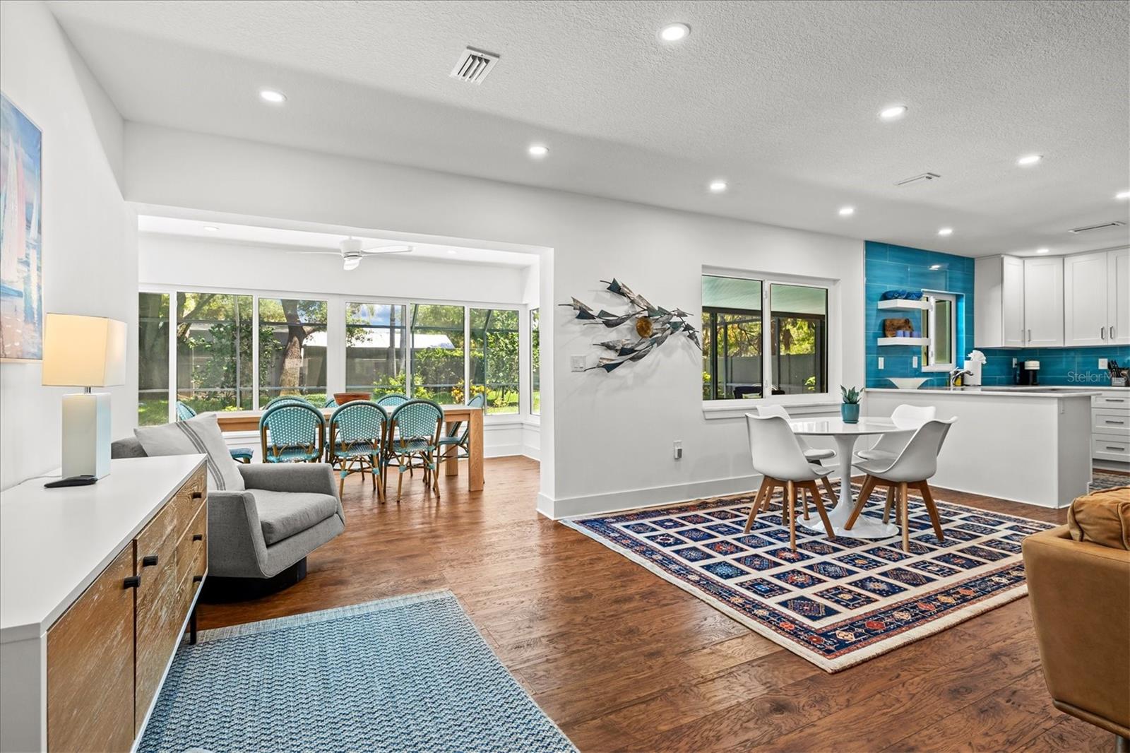 2587 RINGLING BLVD — photo 2