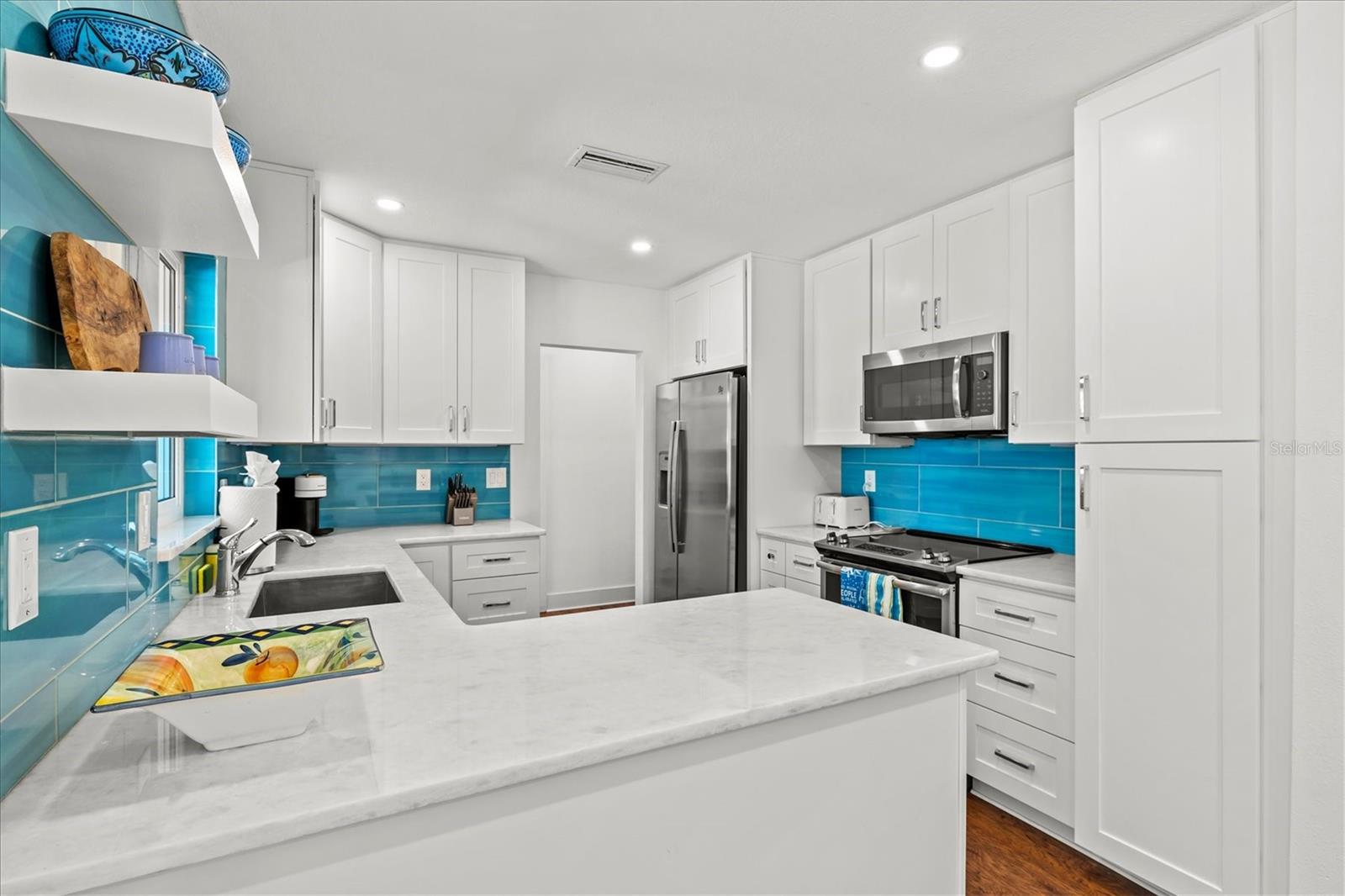 2587 RINGLING BLVD — photo 18