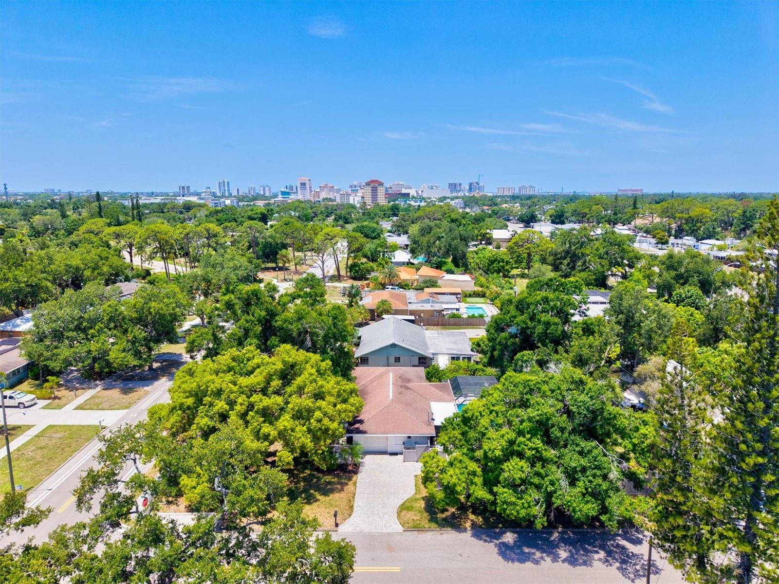2587 RINGLING BLVD — photo 72