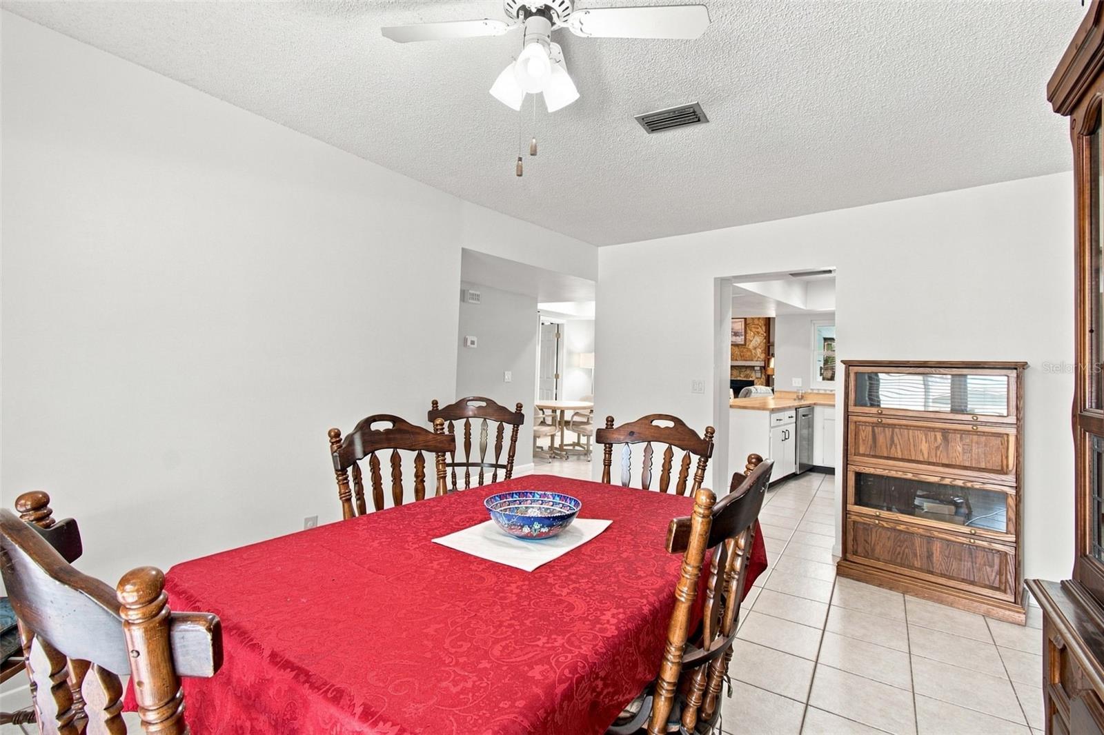 3721 SAND PEBBLE DR — photo 8