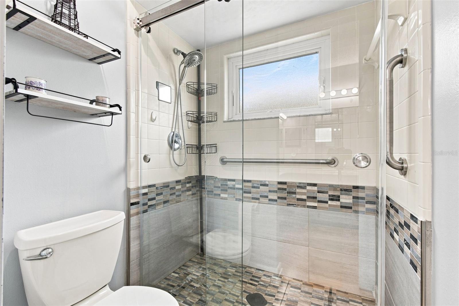 3721 SAND PEBBLE DR — photo 32