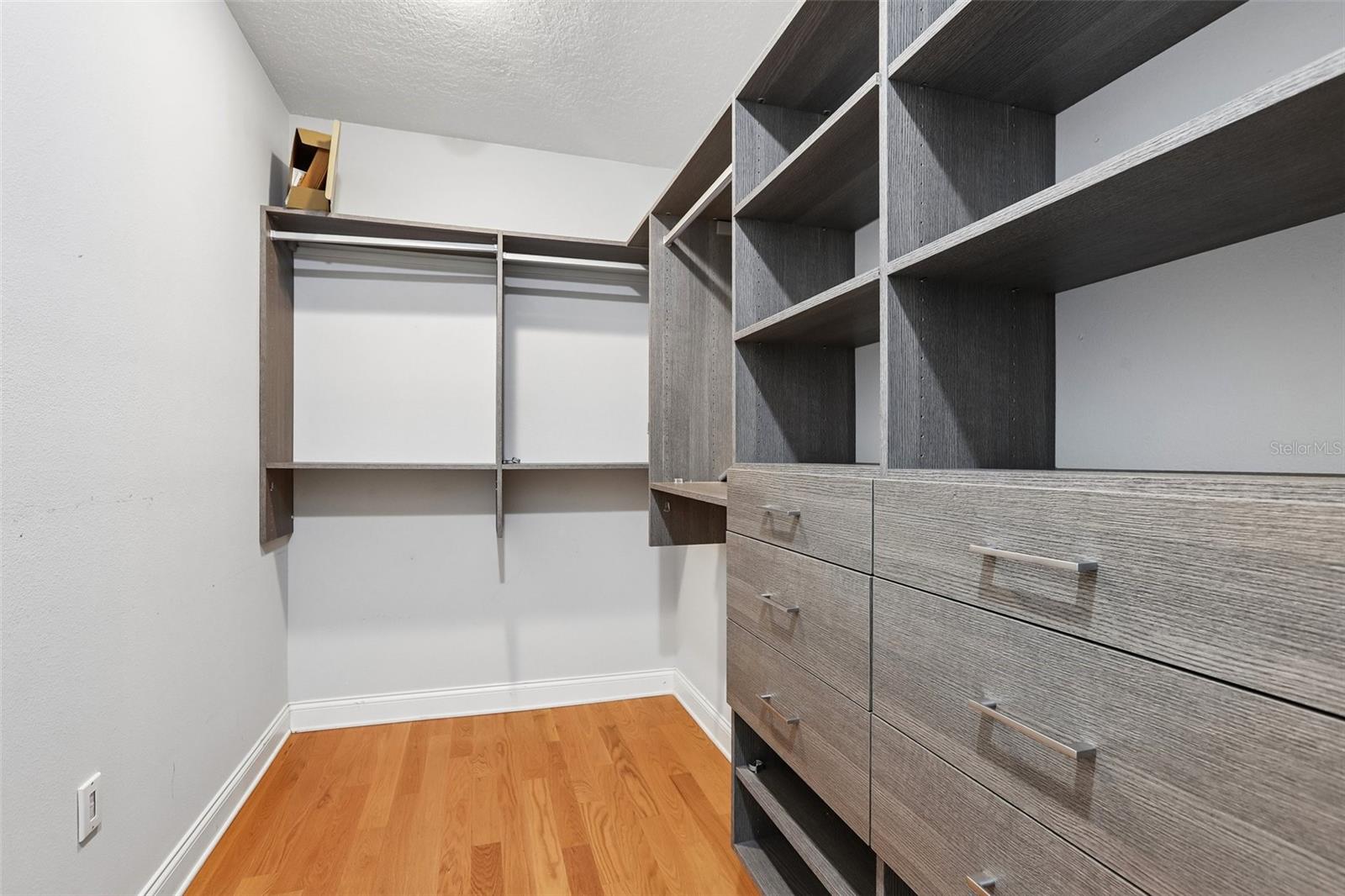 1008 S MOODY AVE #3 — photo 36