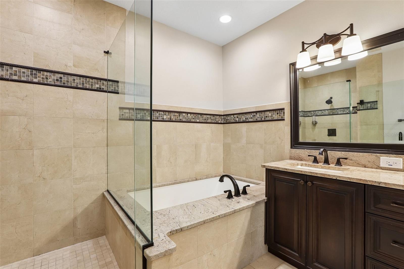 1008 S MOODY AVE #3 — photo 33