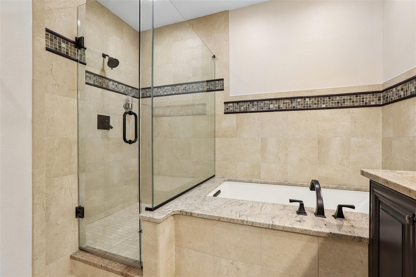 1008 S MOODY AVE #3 — photo 32