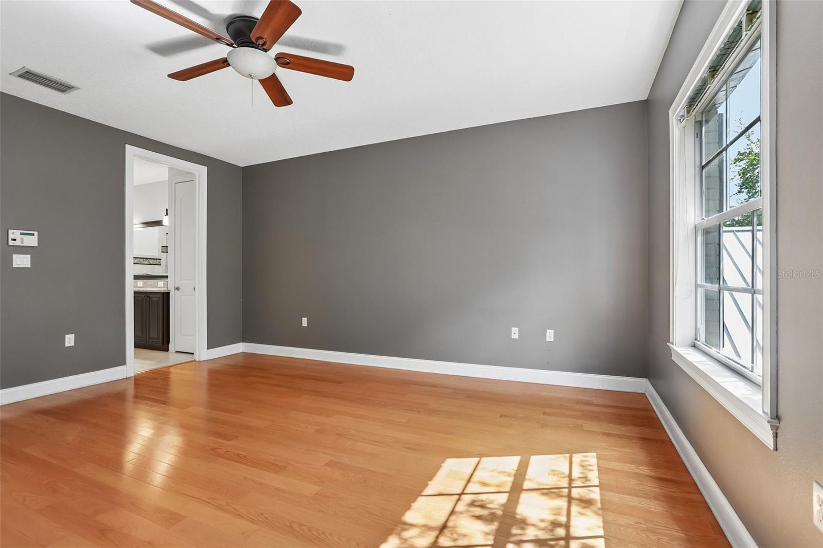 1008 S MOODY AVE #3 — photo 29