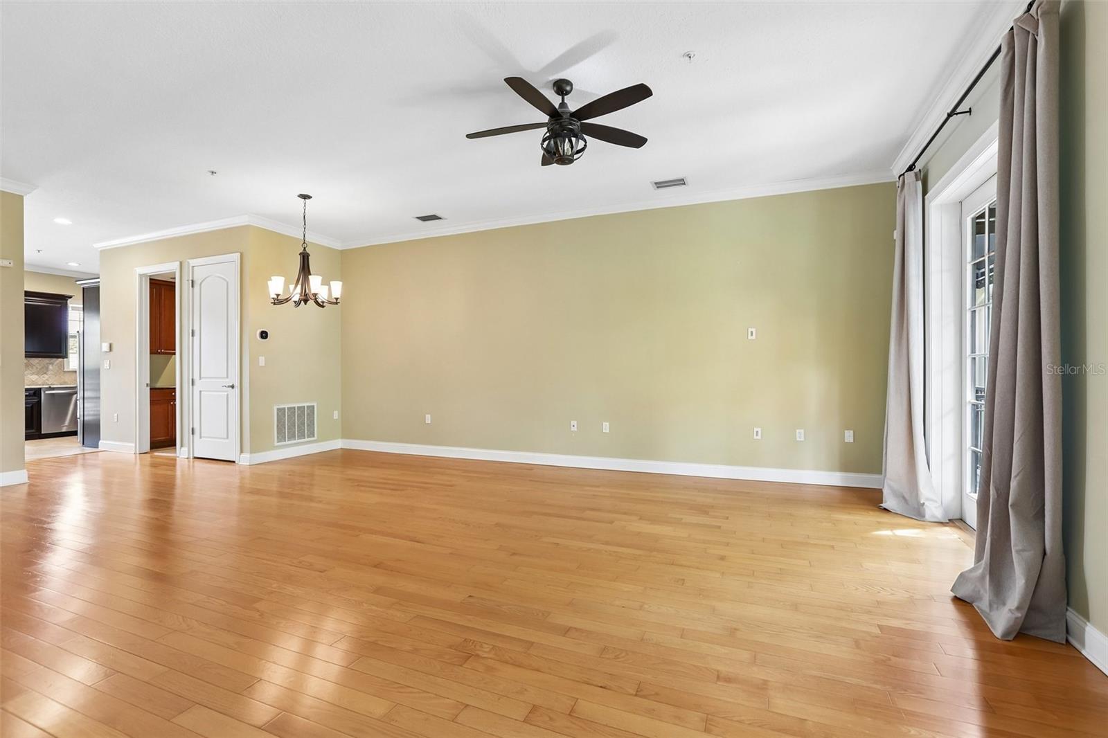1008 S MOODY AVE #3 — photo 12