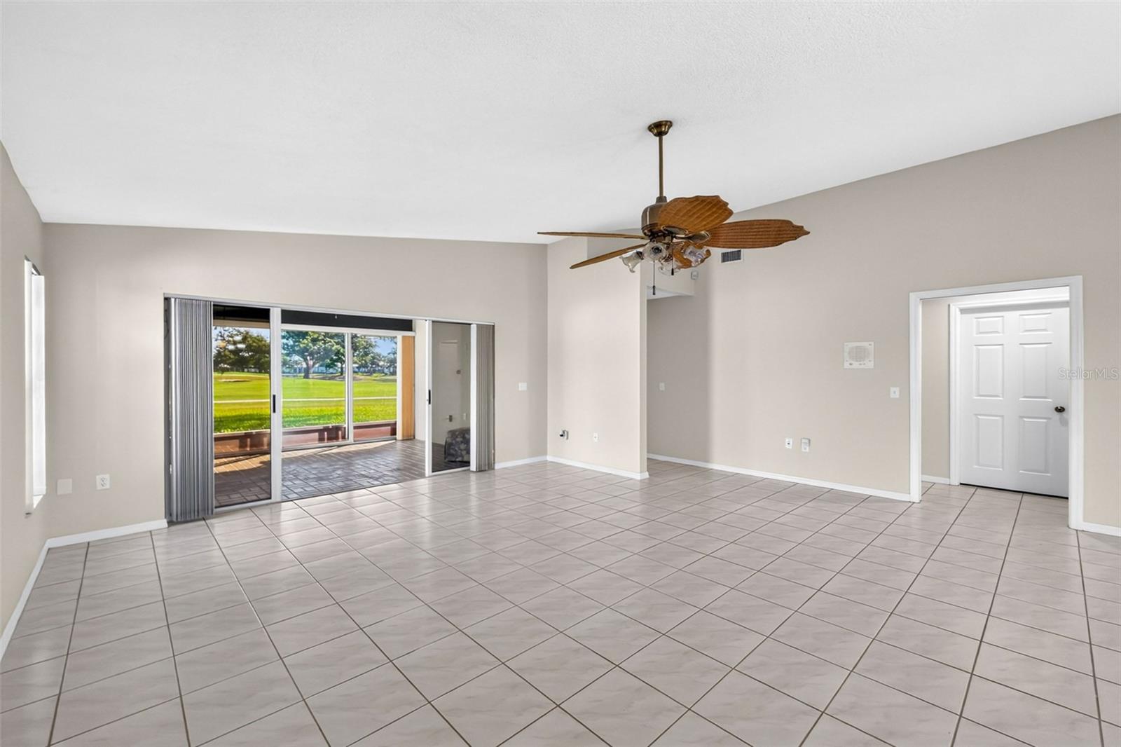 718 BRIGHTSIDE CRESCENT DR #10 — photo 15