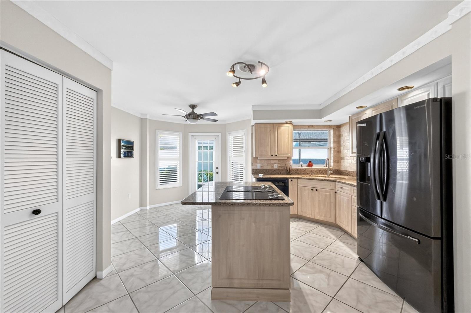 718 BRIGHTSIDE CRESCENT DR #10 — photo 23