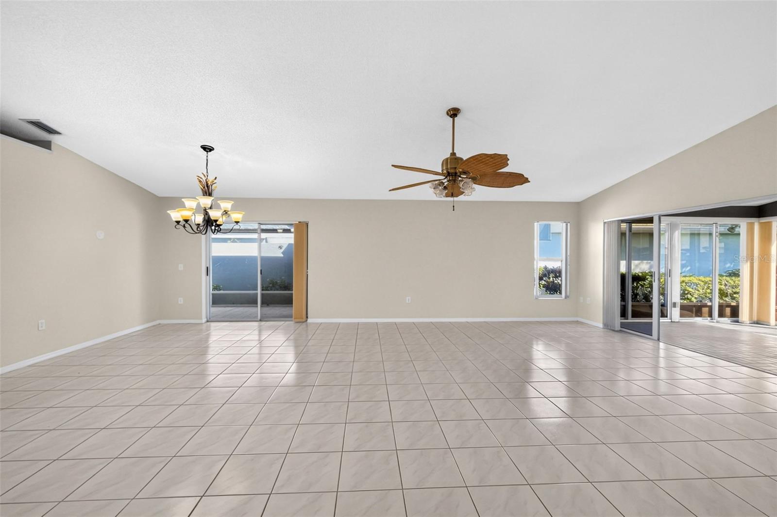 718 BRIGHTSIDE CRESCENT DR #10 — photo 16