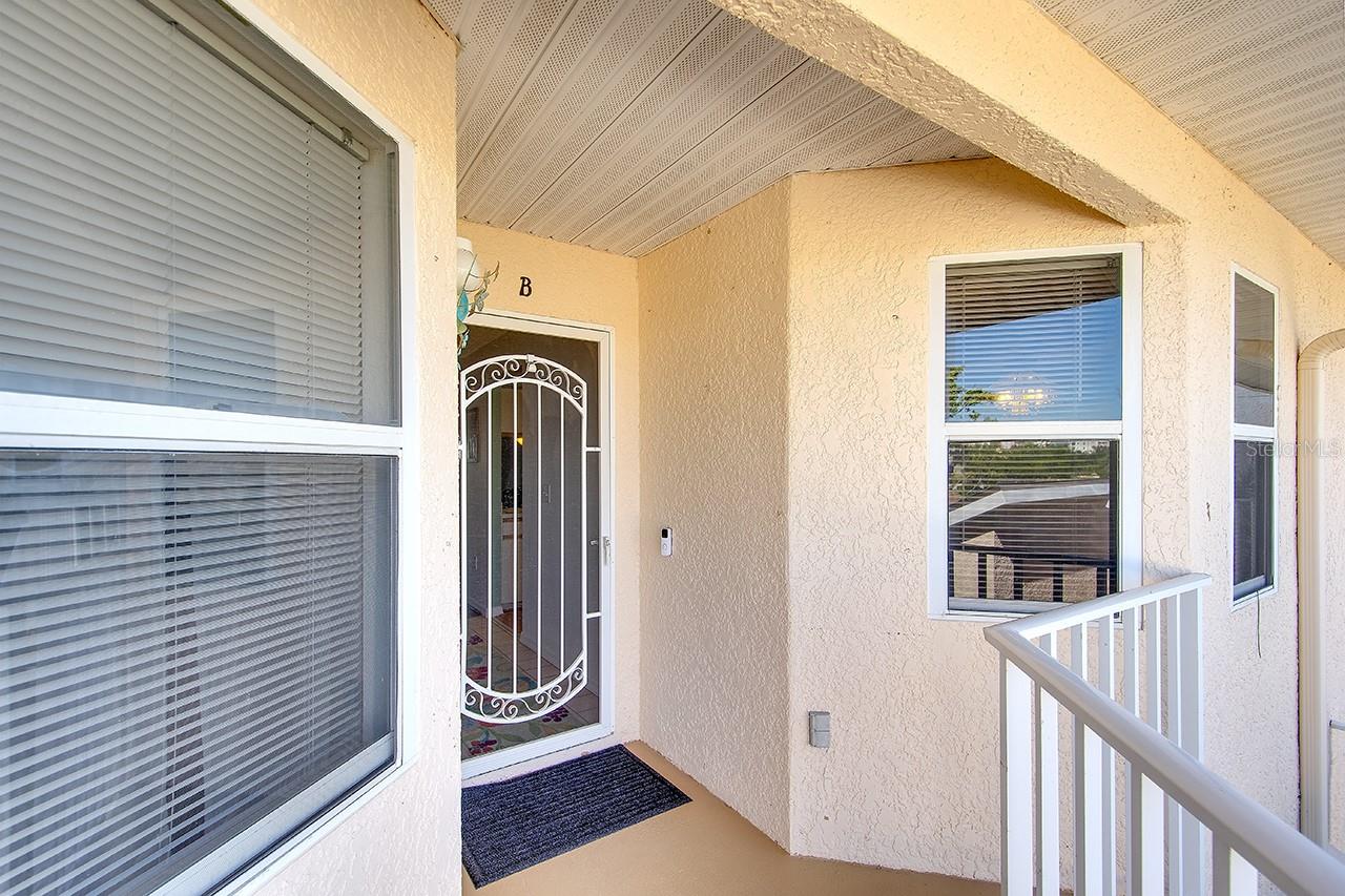 2608 WATERFORD WAY #B — photo 3