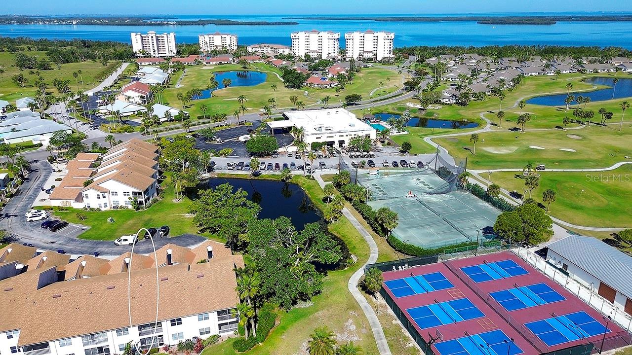 2608 WATERFORD WAY #B — photo 33