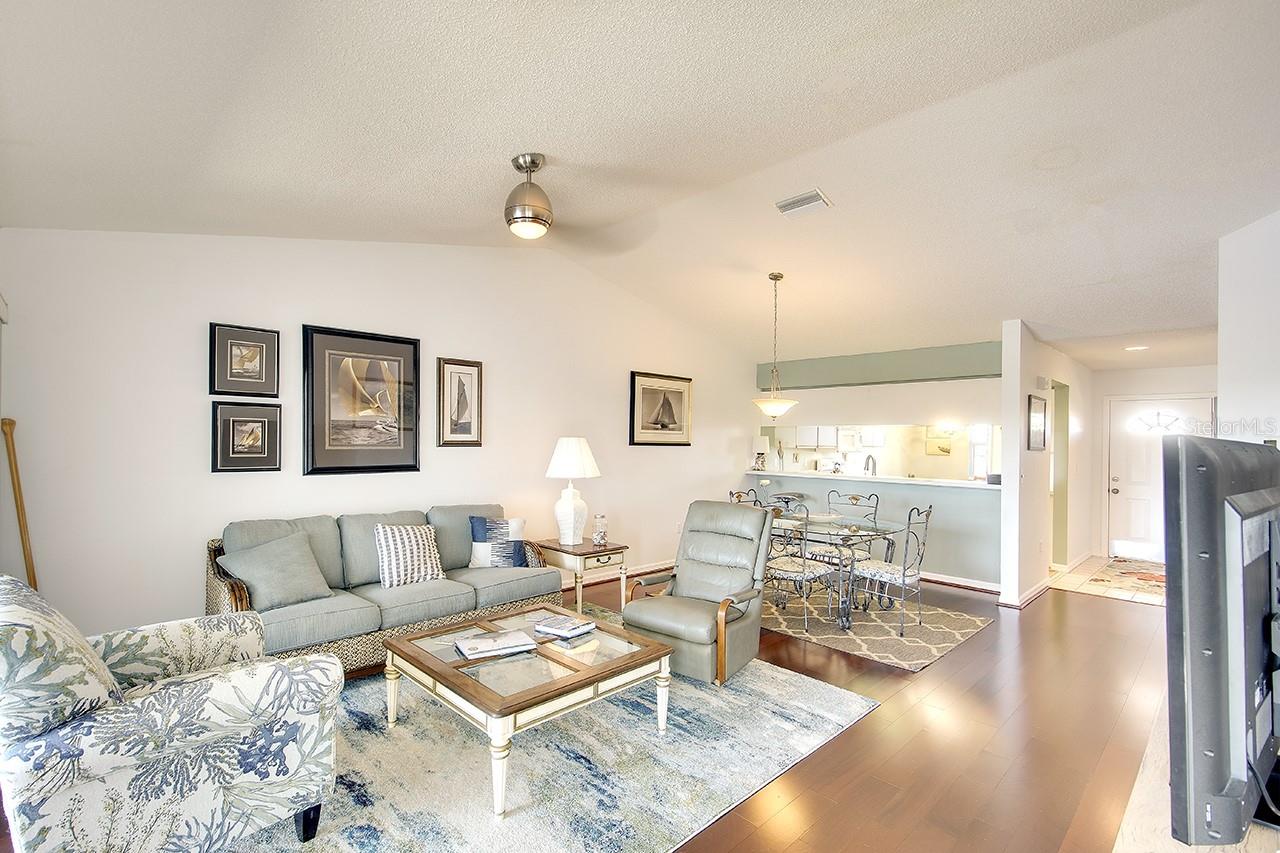 2608 WATERFORD WAY #B — photo 7