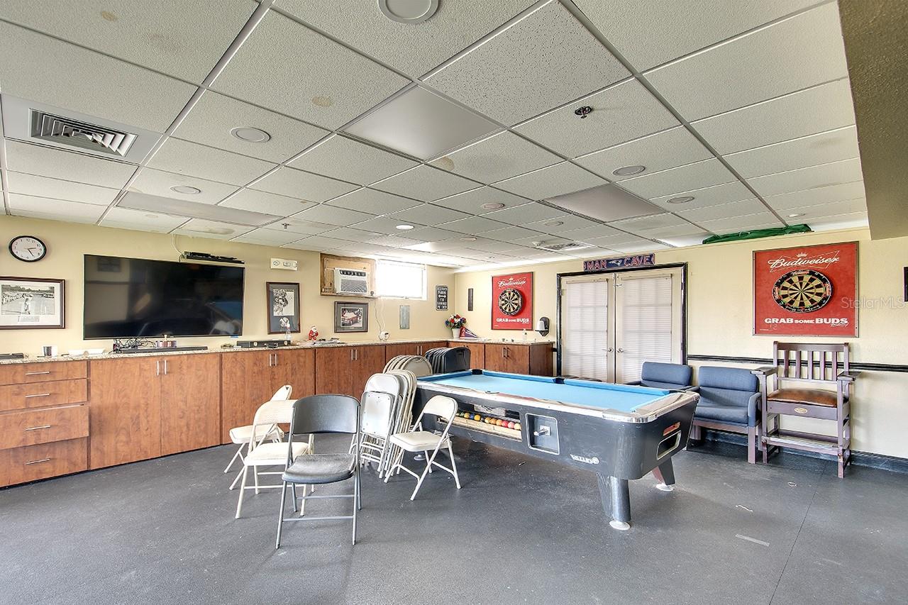 2608 WATERFORD WAY #B — photo 29