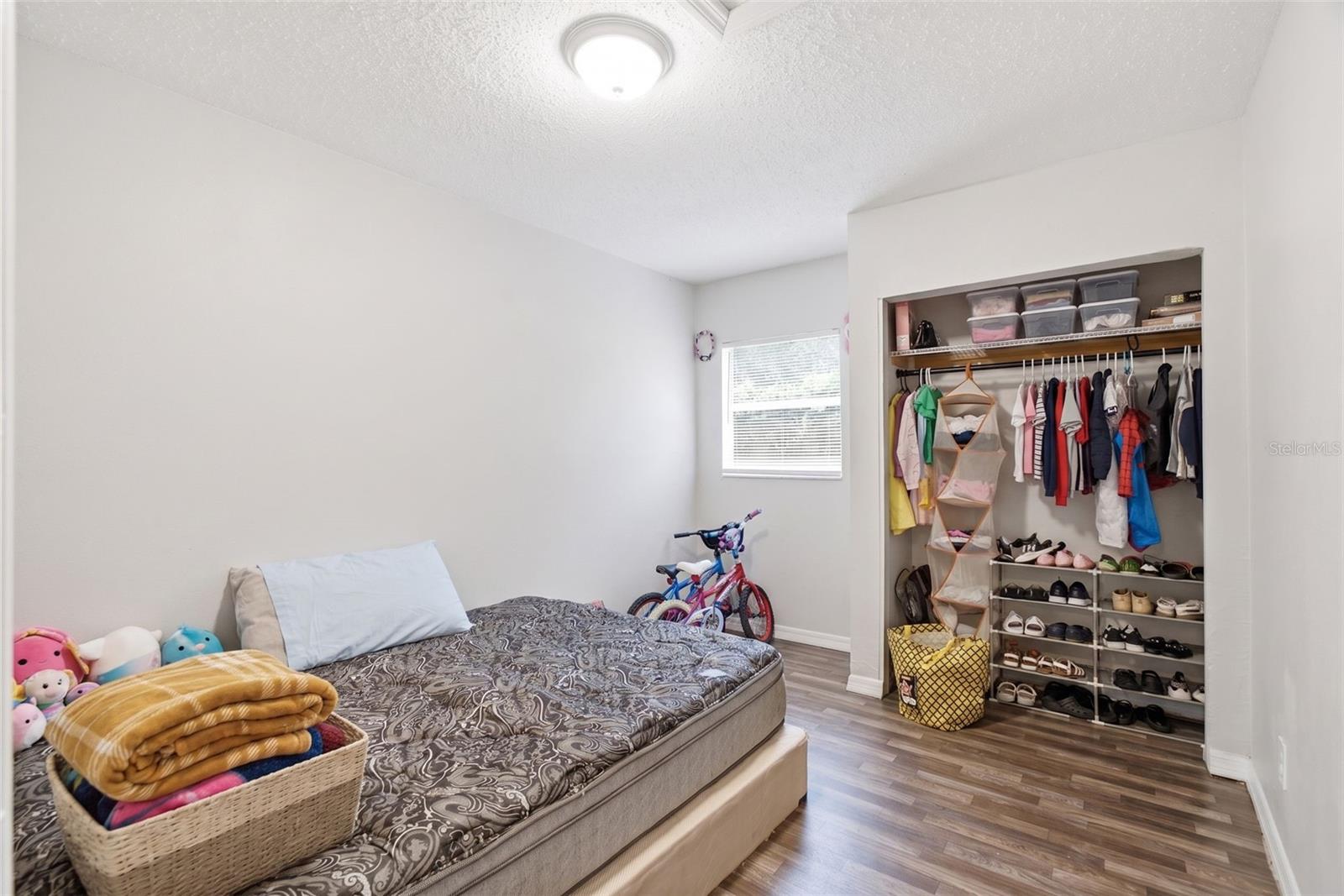 3203 DELEUIL AVE — photo 26