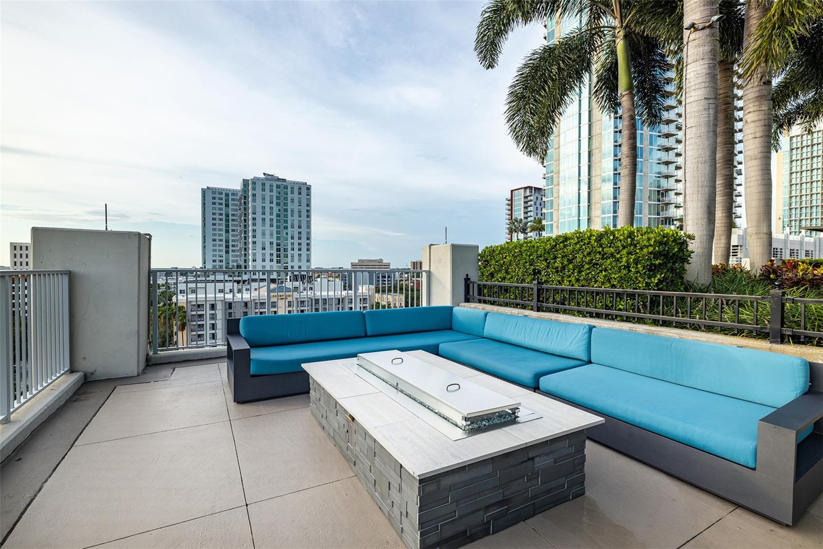 777 N ASHLEY DR #1710 — photo 37