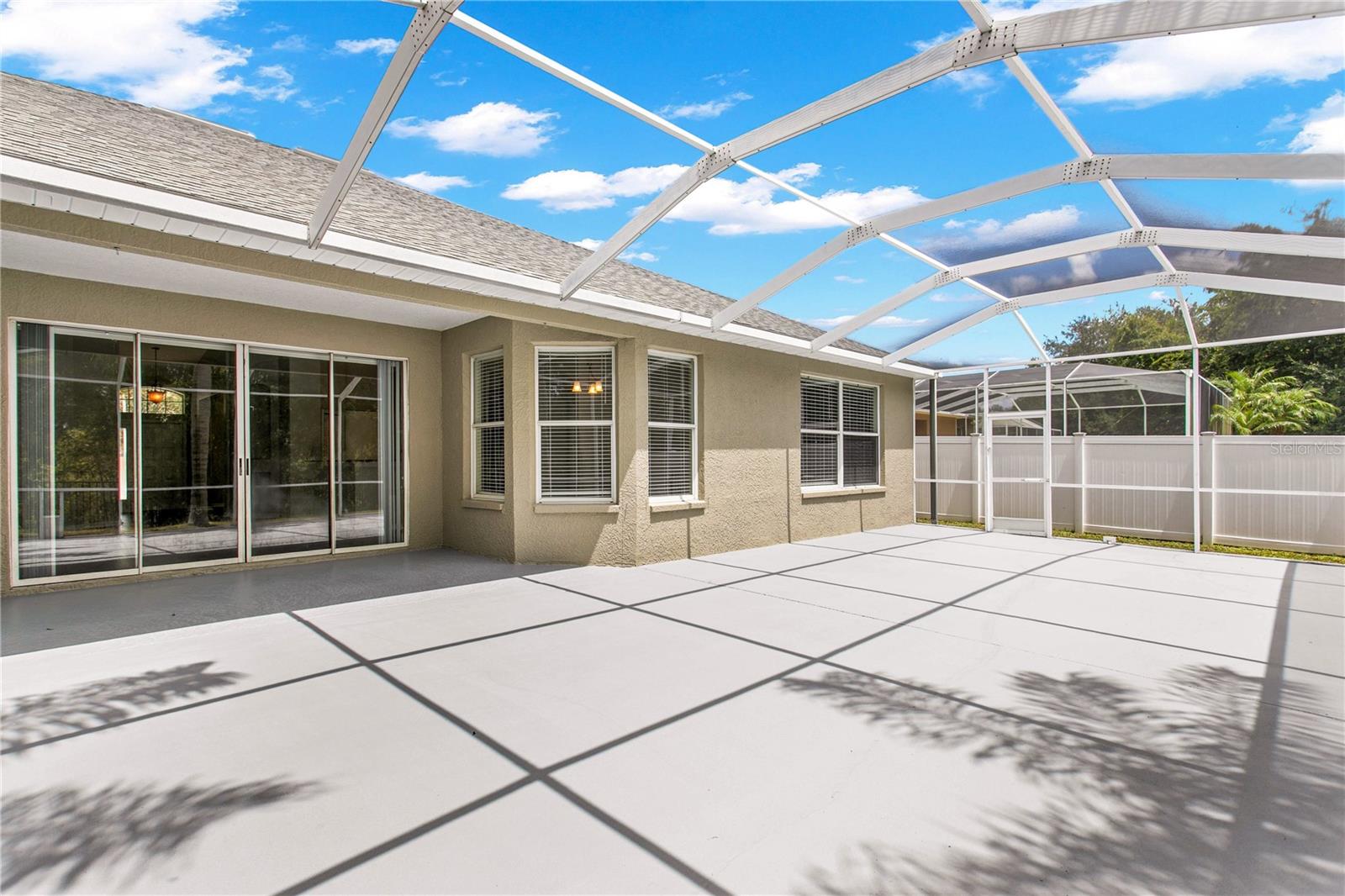 1604 LORIANA ST — photo 35