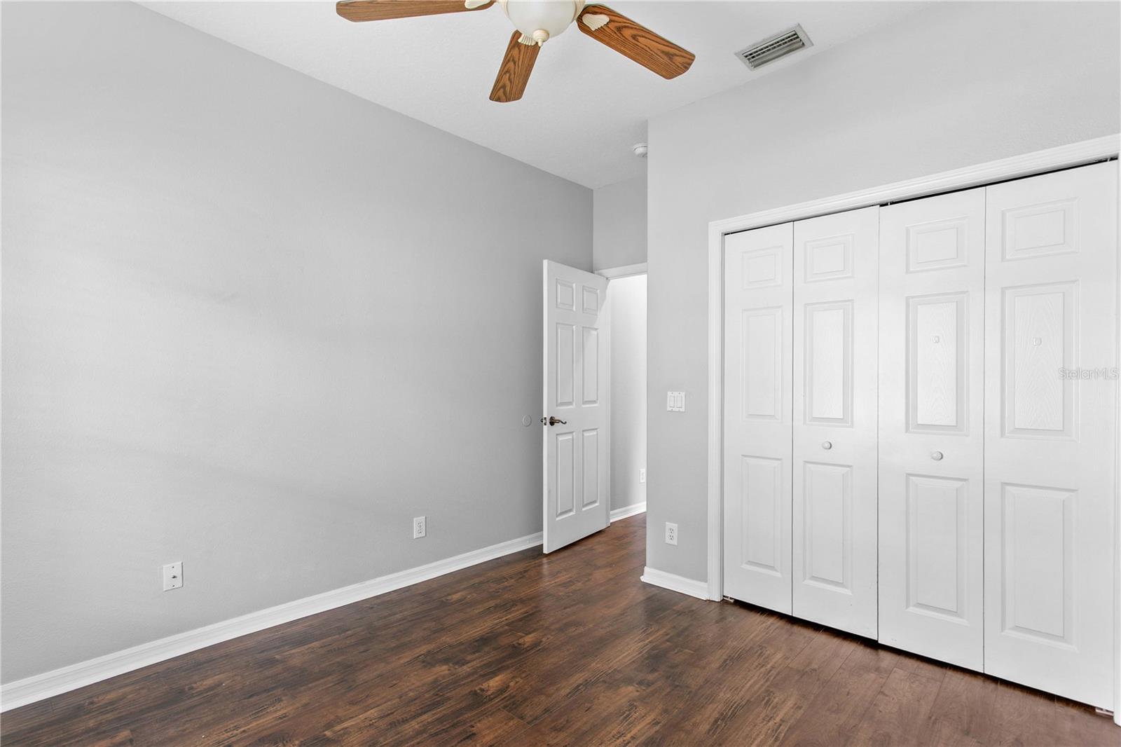 1604 LORIANA ST — photo 26