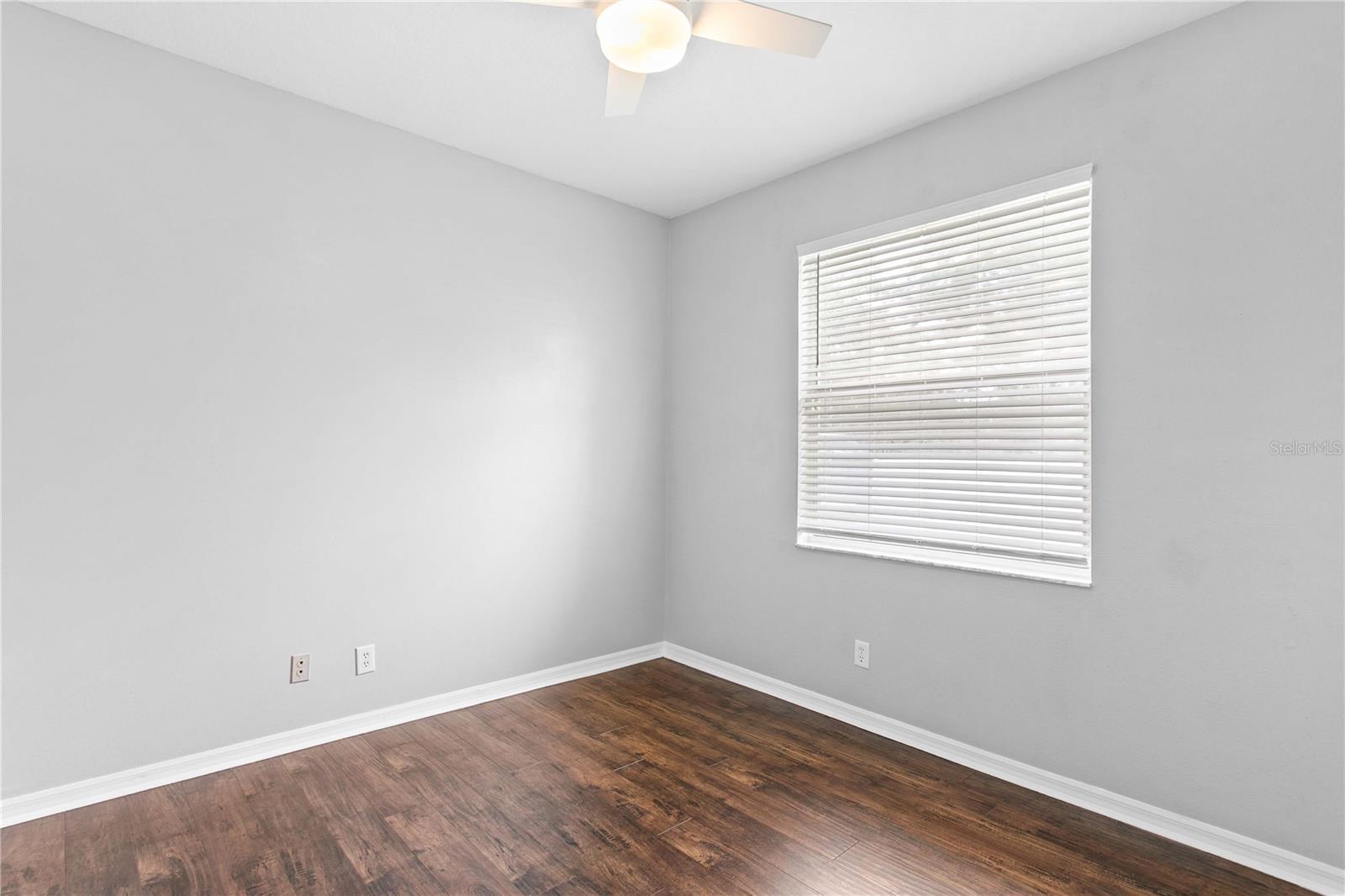 1604 LORIANA ST — photo 30