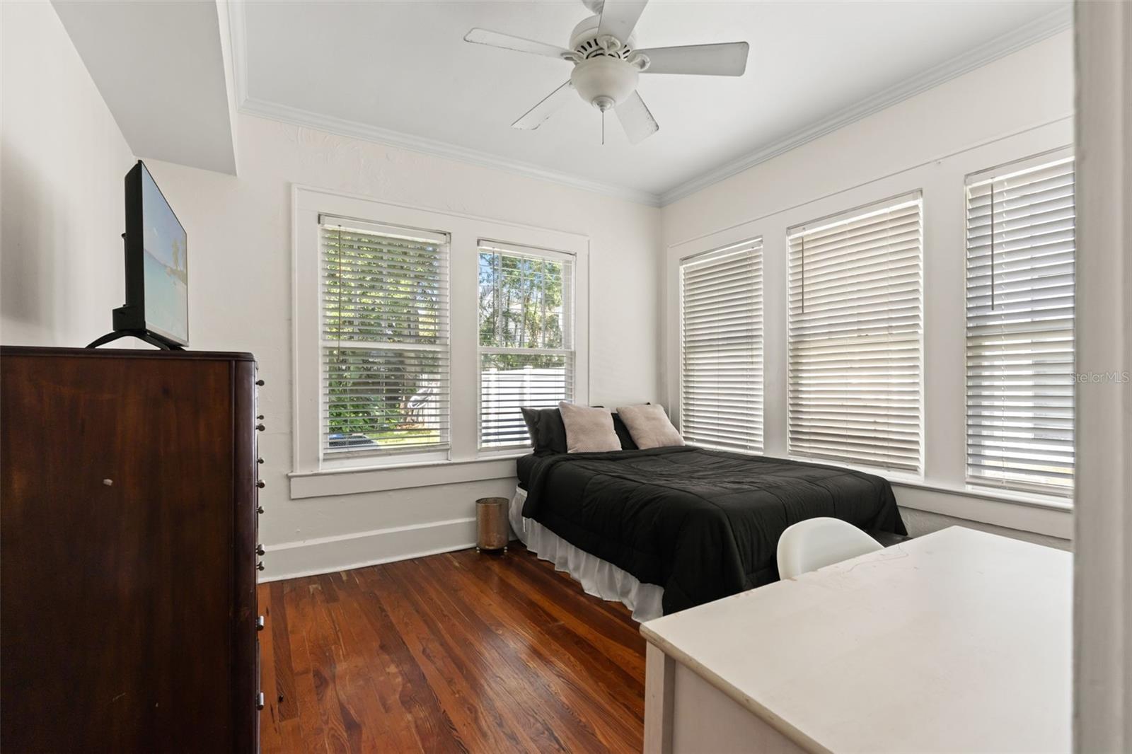 1609 S ARRAWANA AVE — photo 18