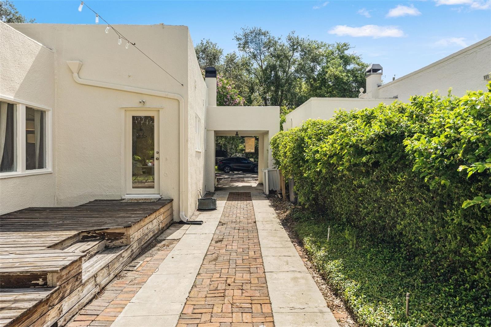 1609 S ARRAWANA AVE — photo 23