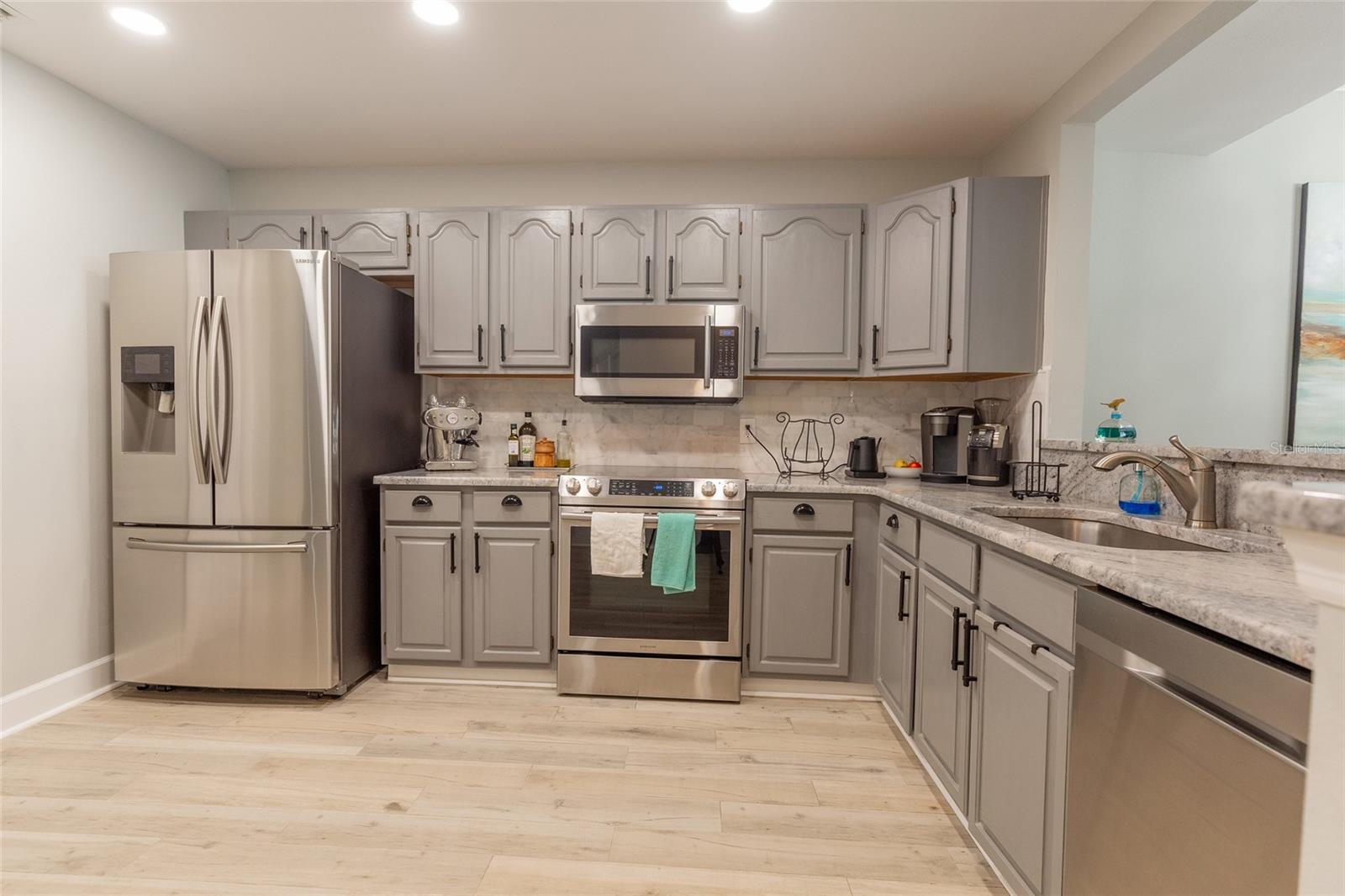 1508 S BAY VILLA PL #B — photo 8