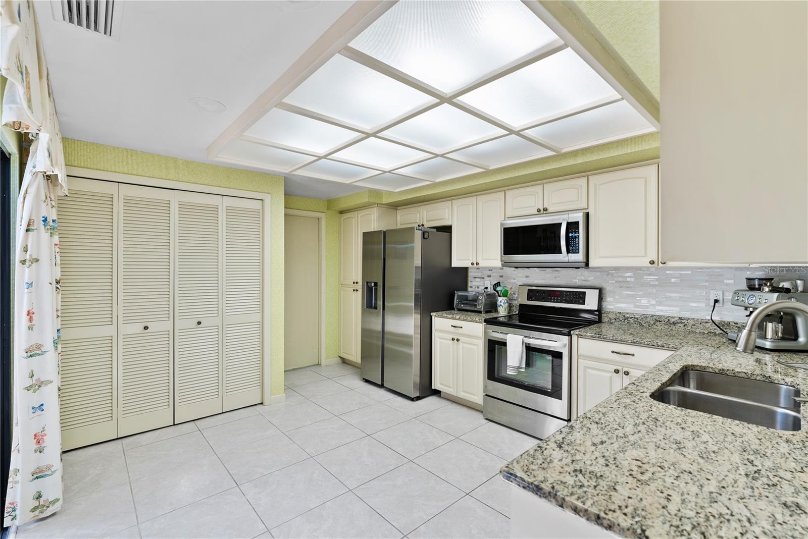 5357 COBBLESTONE CT — photo 16