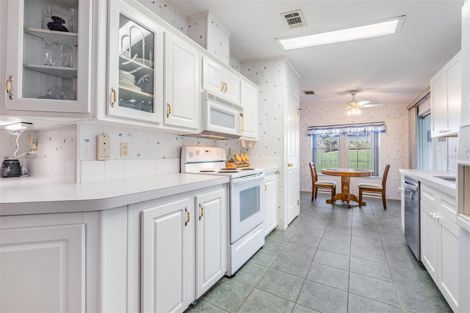 37601 NEUKOM AVE — photo 22