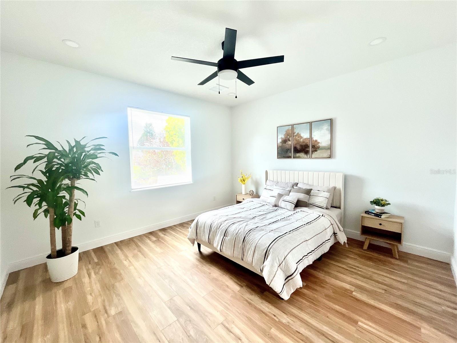 8108 N GREENWOOD AVE — photo 15