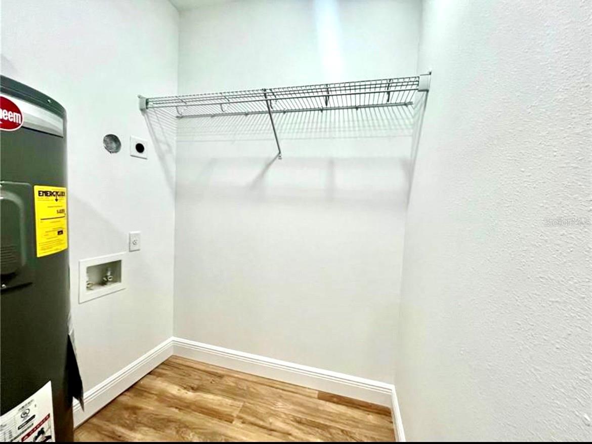 8108 N GREENWOOD AVE — photo 6