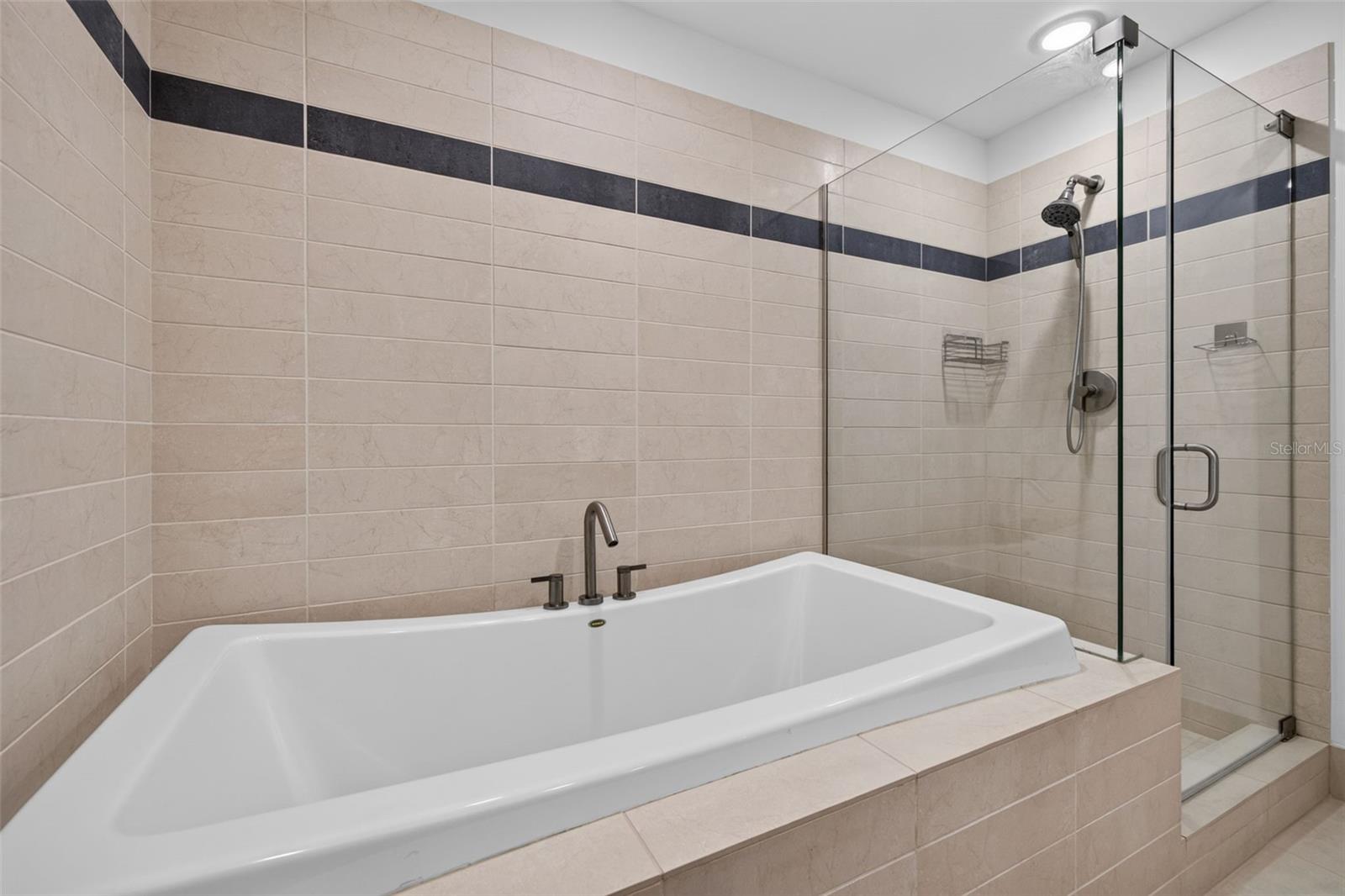 175 1ST ST S #1801 — photo 20