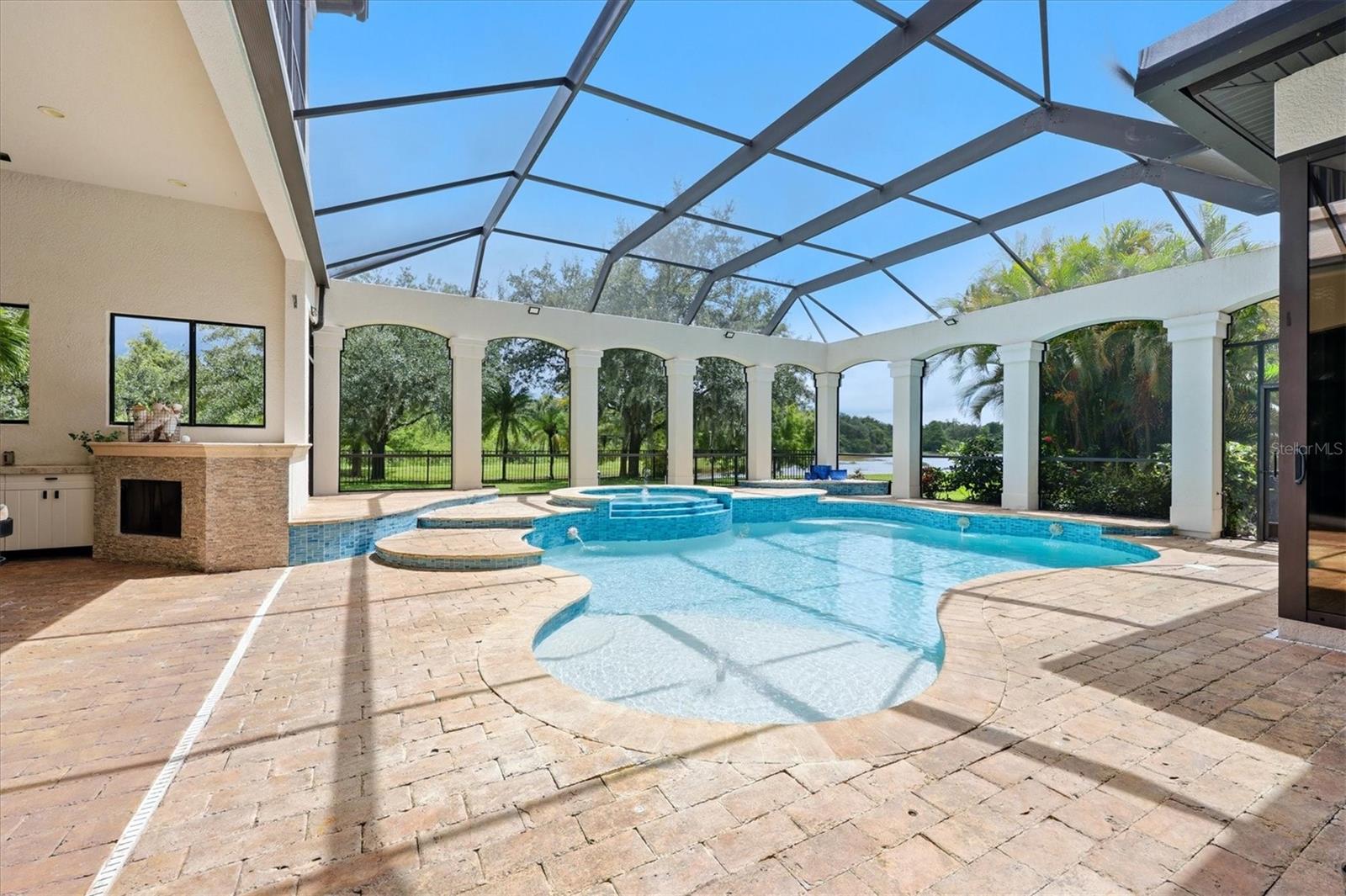 6809 BELMONT CT — photo 17