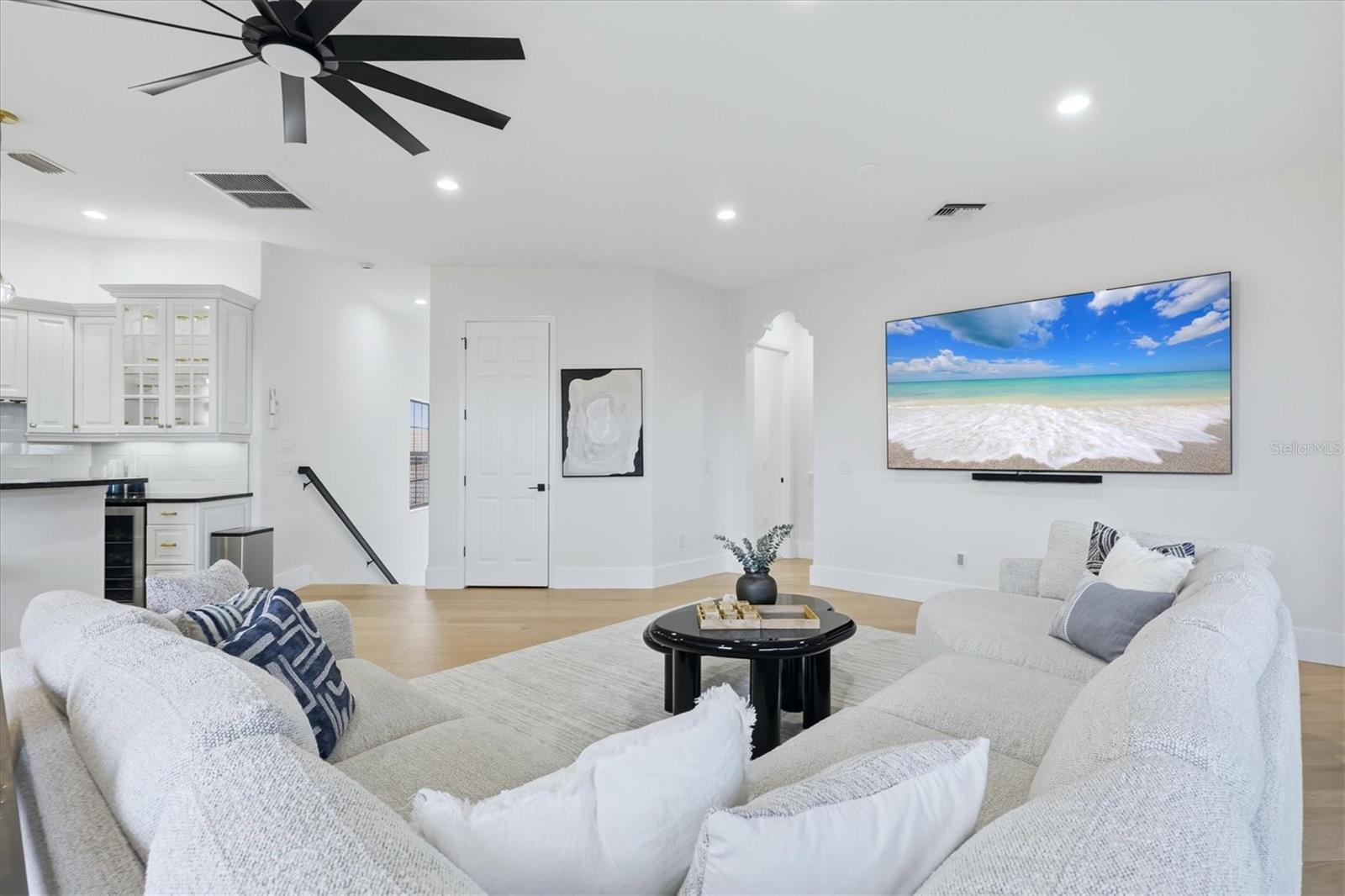6809 BELMONT CT — photo 48