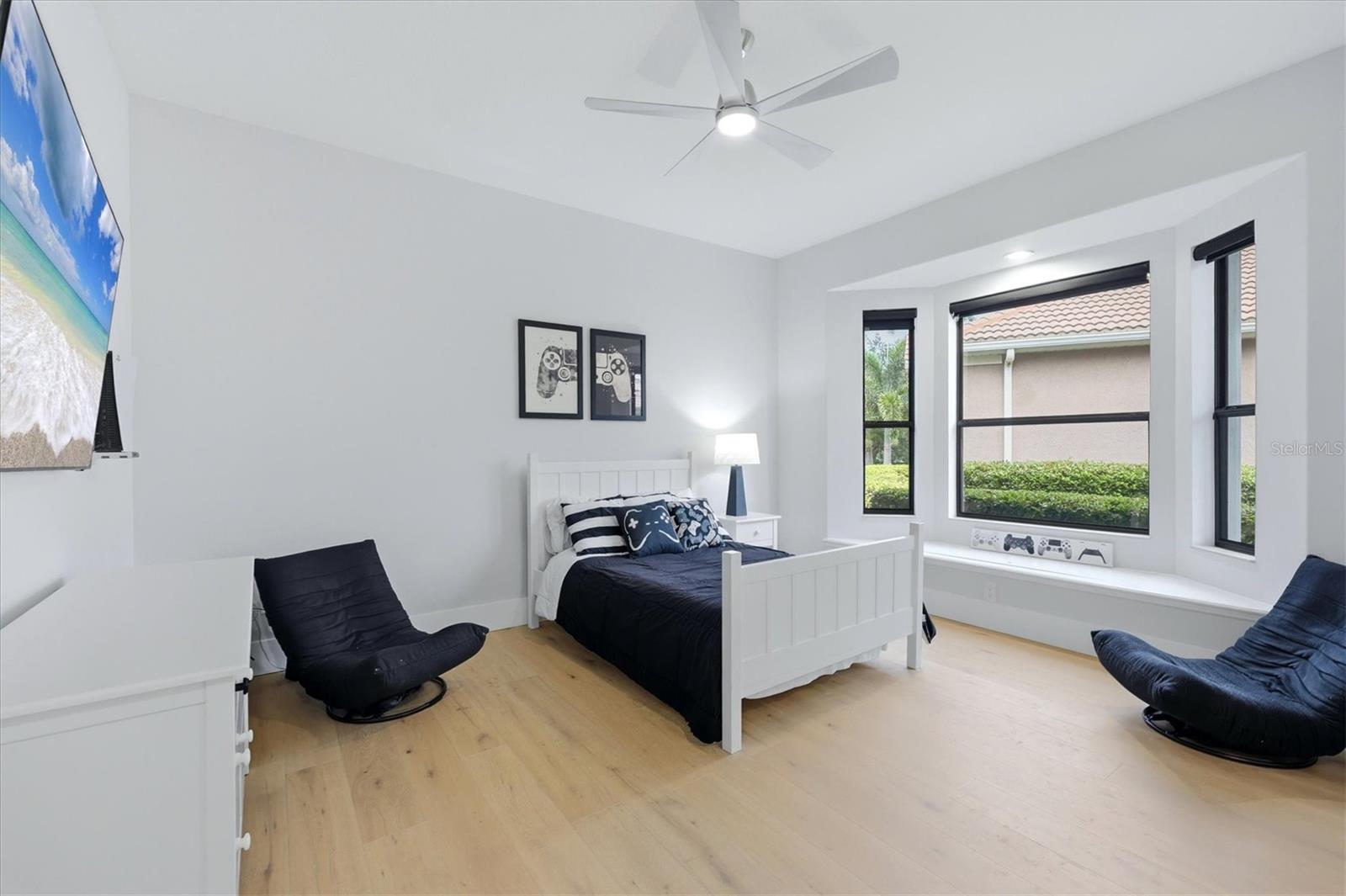 6809 BELMONT CT — photo 42