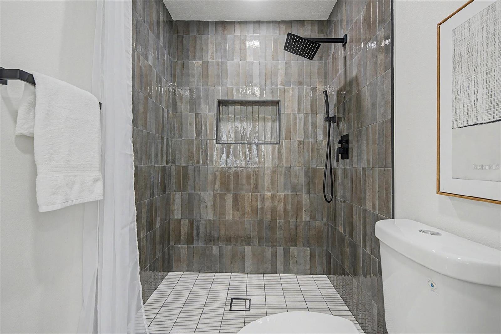 35 GREENHAVEN TRL — photo 27