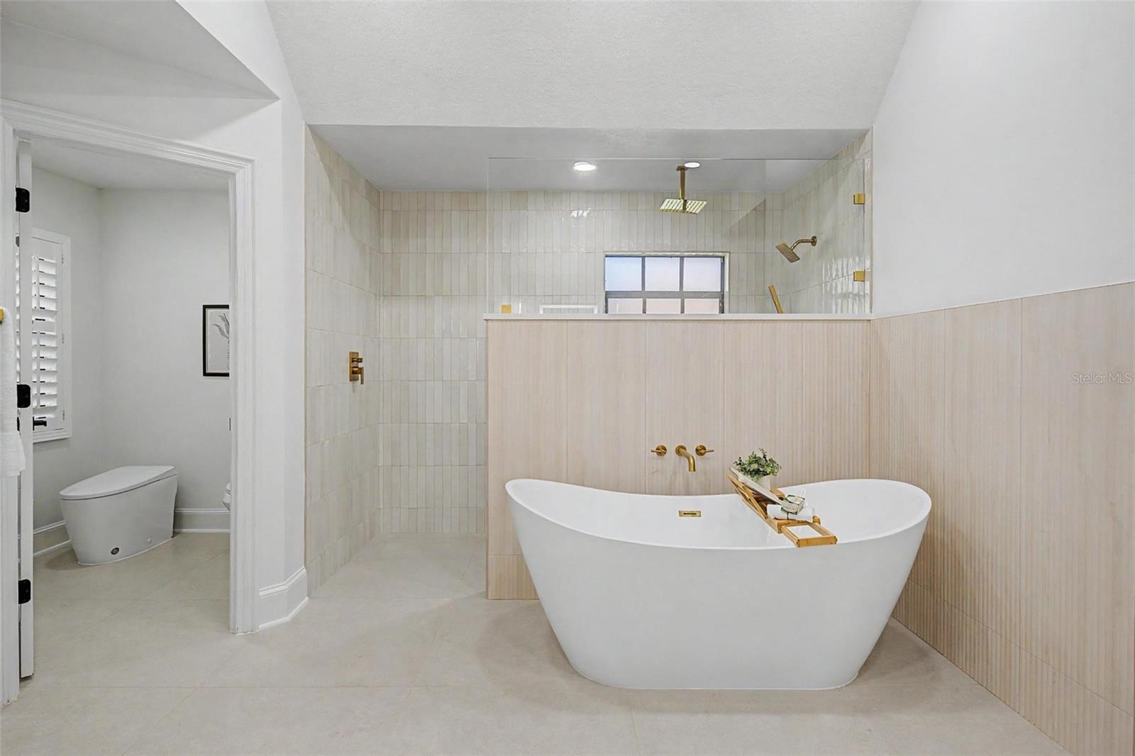 35 GREENHAVEN TRL — photo 18
