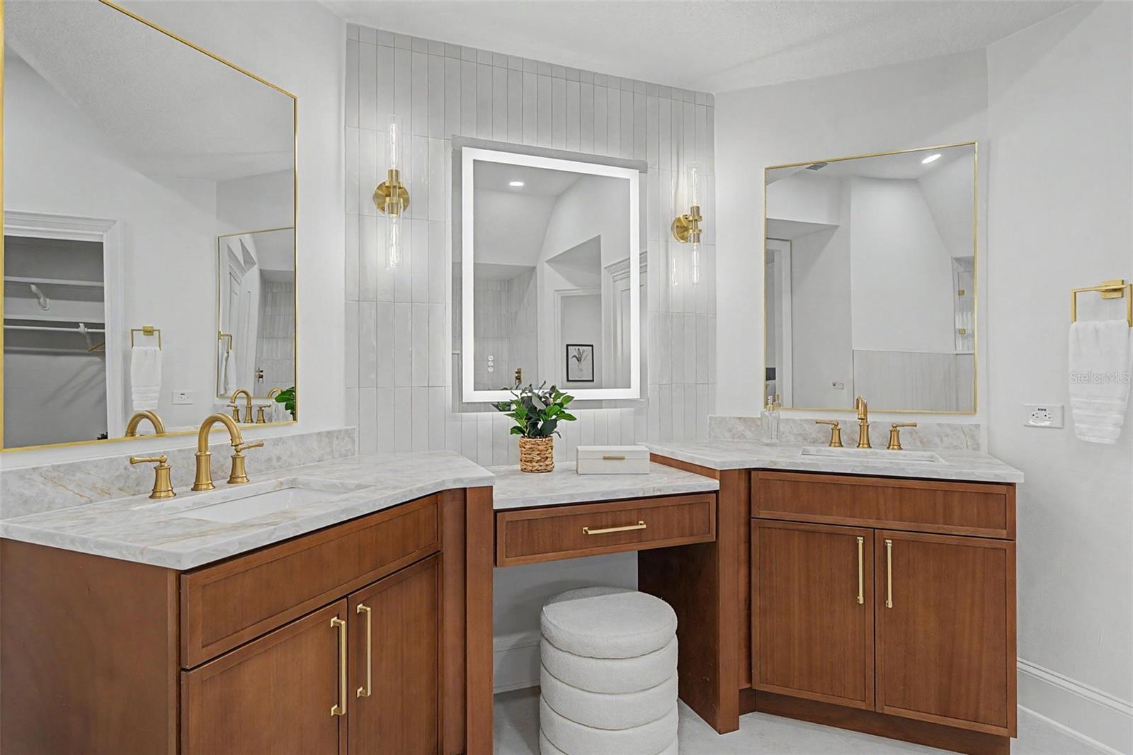 35 GREENHAVEN TRL — photo 16