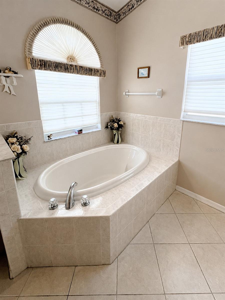 6513 CARDINAL CREST DR — photo 28