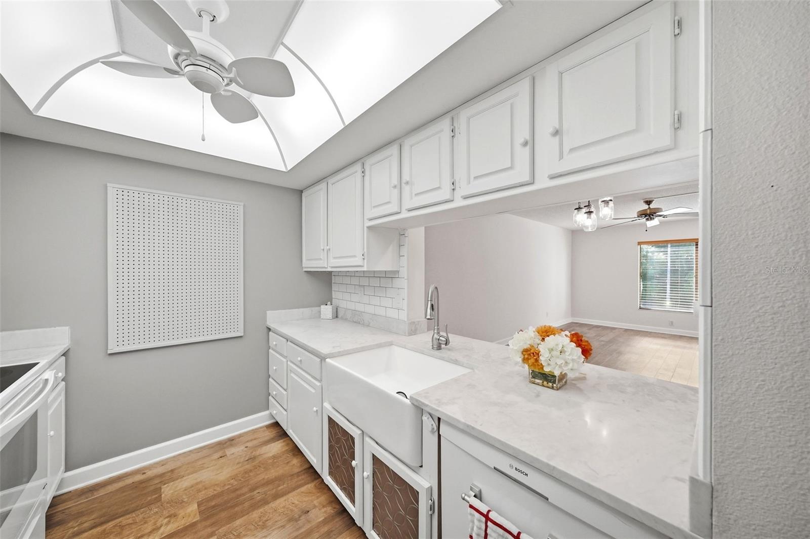 13604 S VILLAGE DR #2210 — photo 11