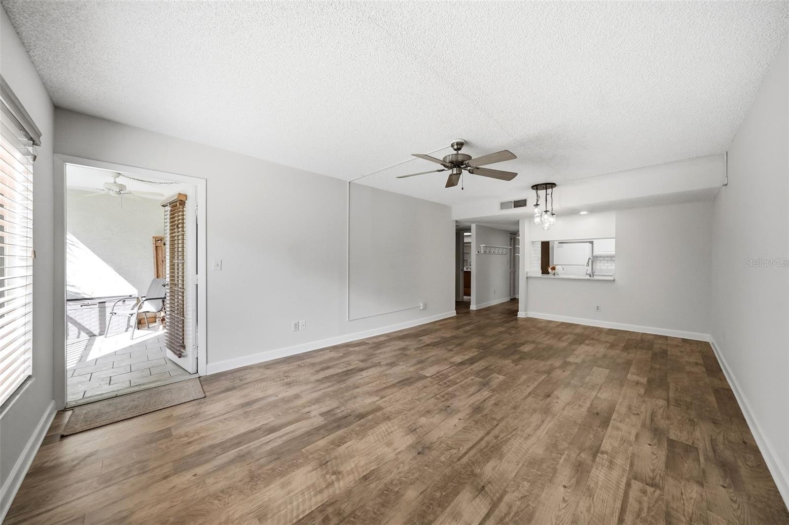 13604 S VILLAGE DR #2210 — photo 5