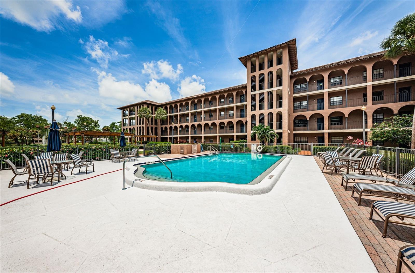 6100 GULFPORT BLVD S #405 — photo 40