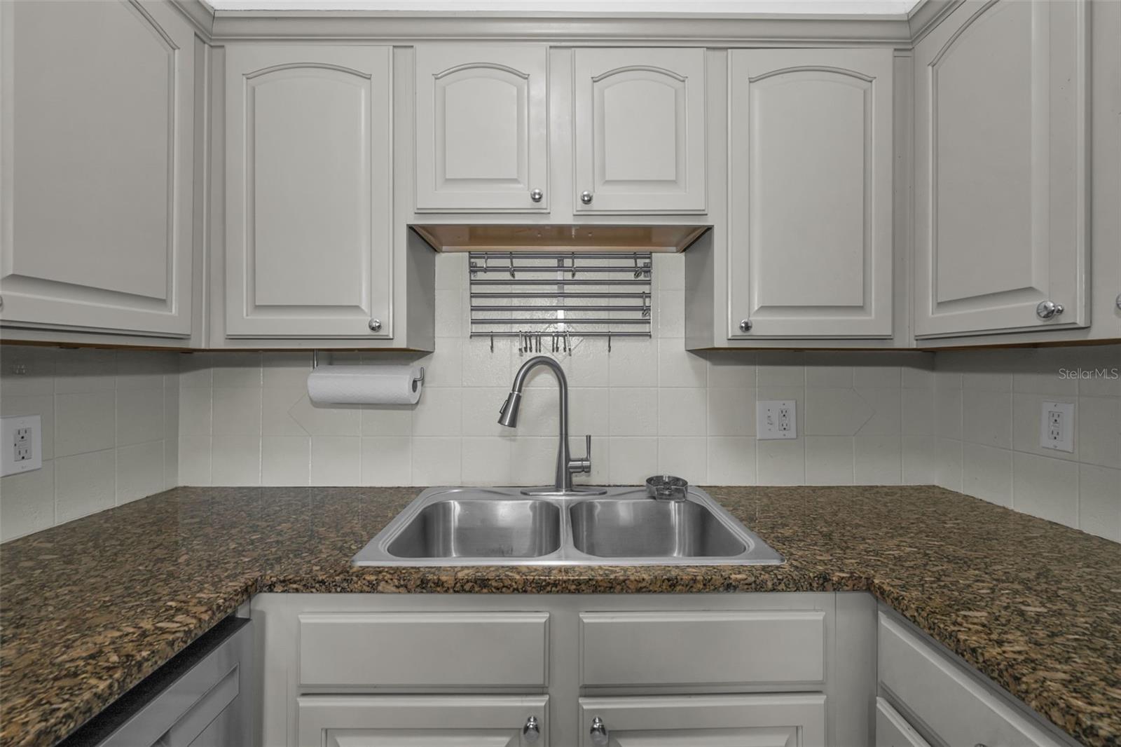 6100 GULFPORT BLVD S #405 — photo 15