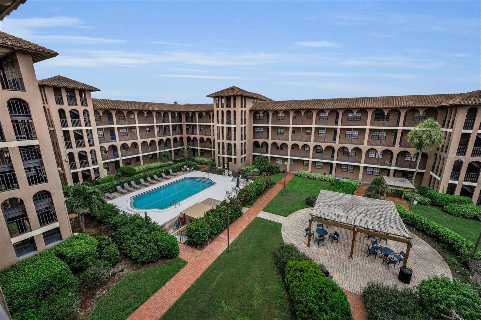 6100 GULFPORT BLVD S #405 — photo 35