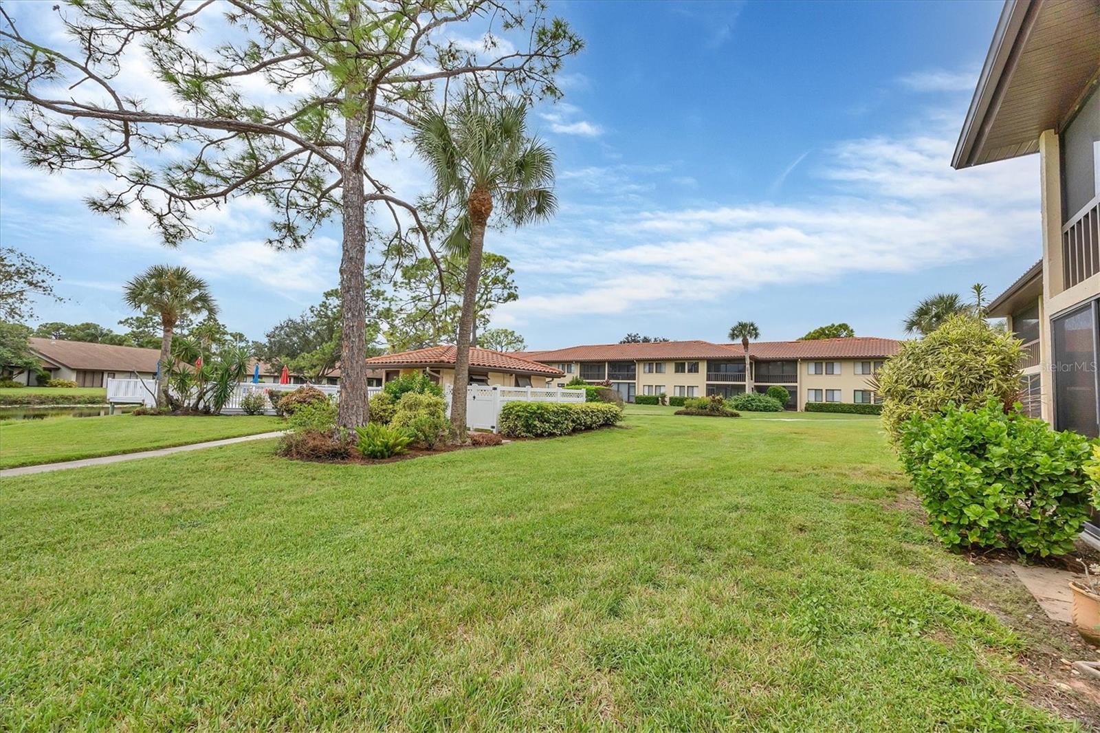 5216 LAKE VILLAGE DR #71 — photo 47