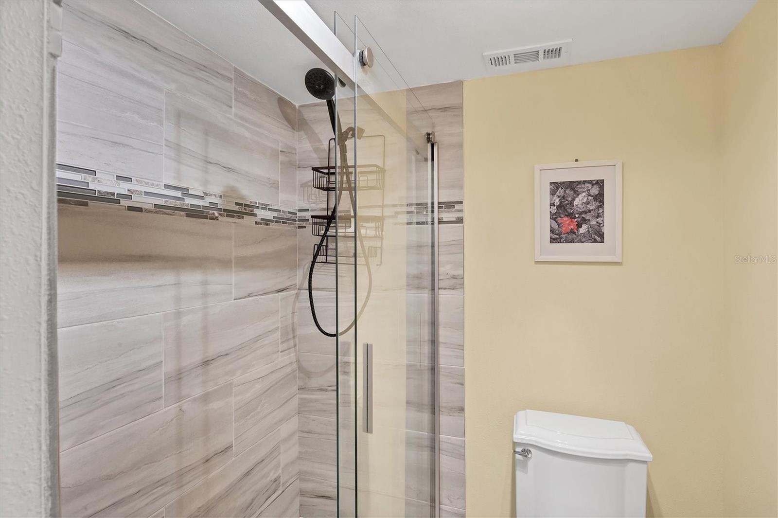 5216 LAKE VILLAGE DR #71 — photo 33