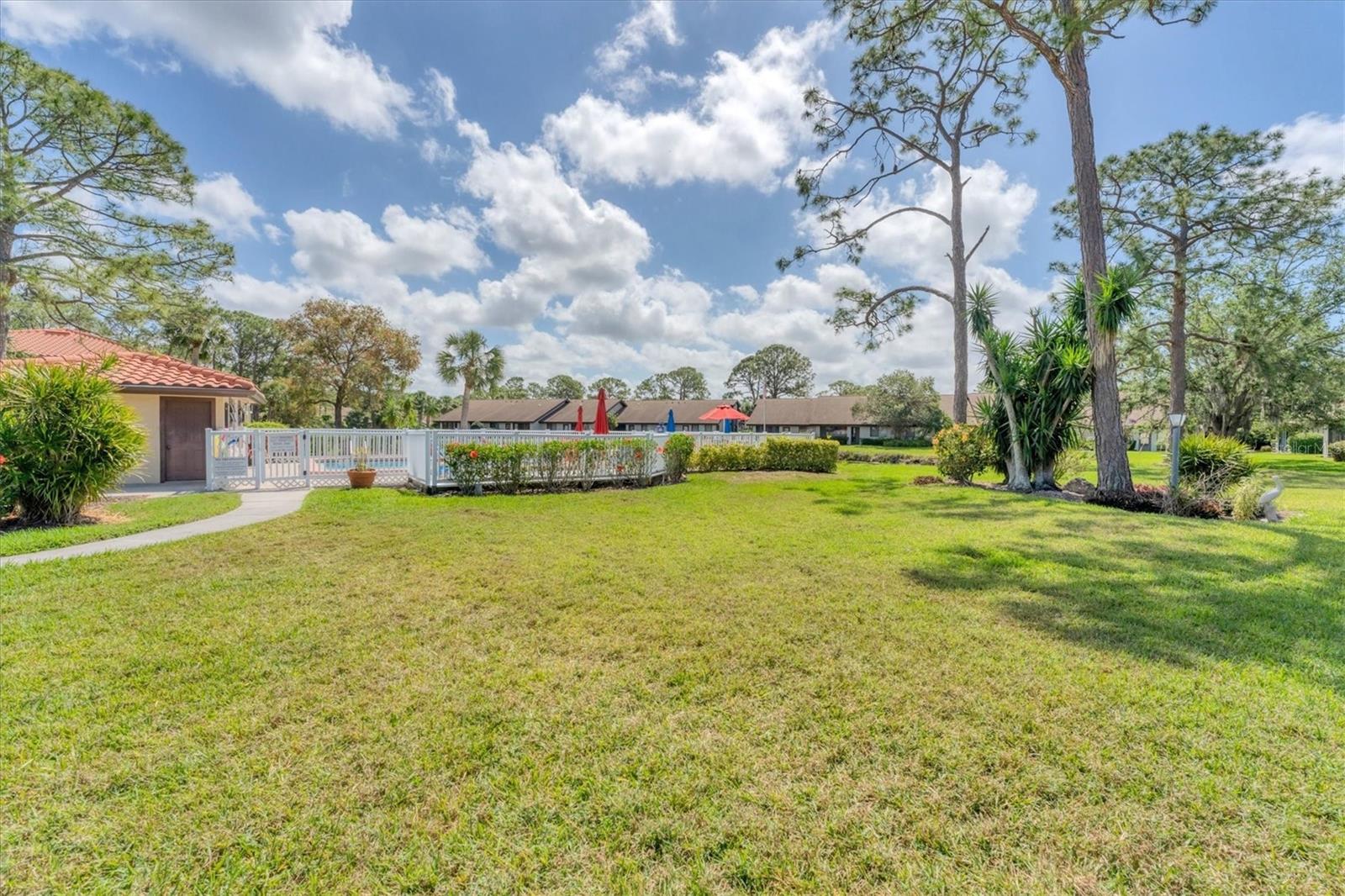 5216 LAKE VILLAGE DR #71 — photo 56